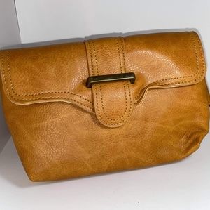 Convertible belt bag